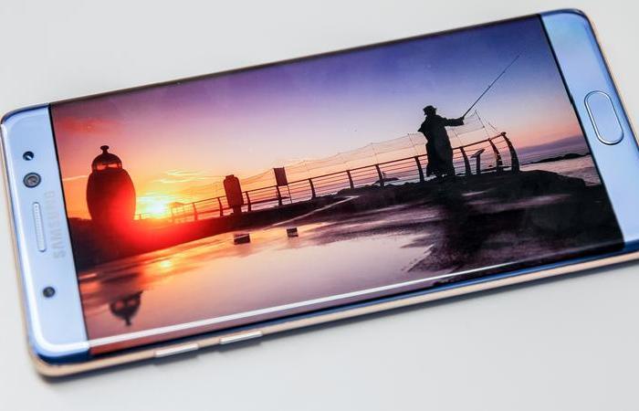 Galaxy Note 8-in ilk görüntüsü!