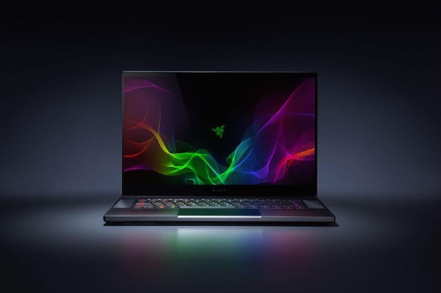 Razer Blade 15.6 ( 2018 ) notebook-u təqdim edildi.