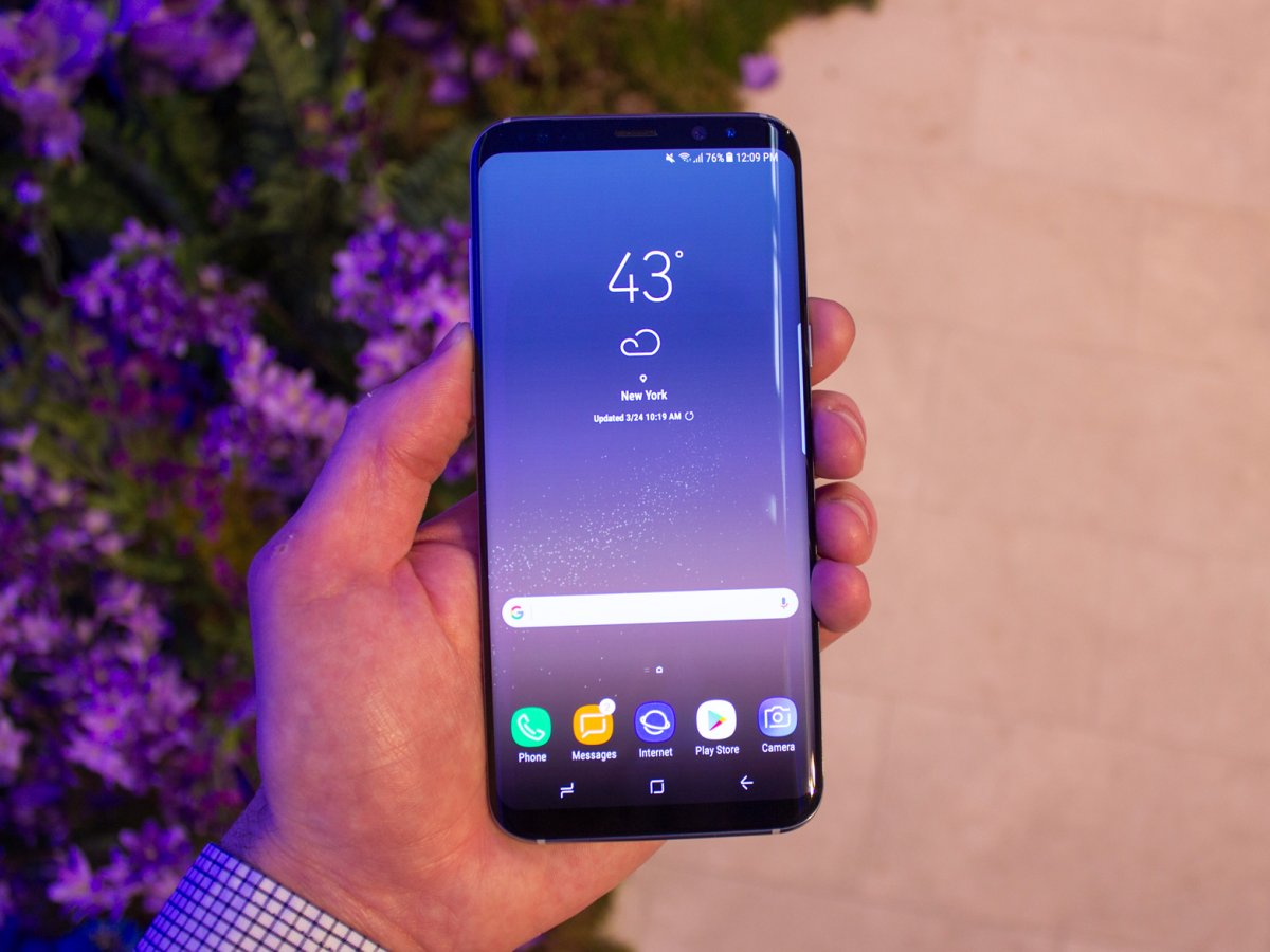 Çərçivəsiz ekrana sahib olan 5 smartfon