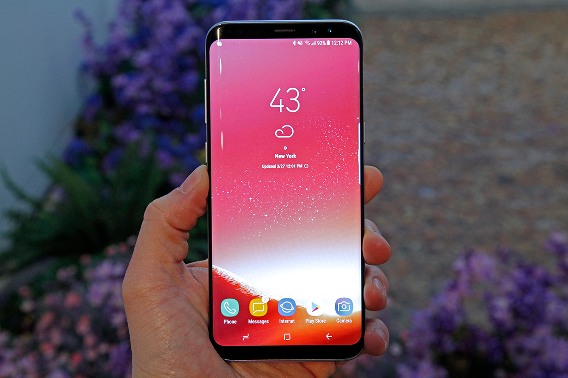 Çərçivəsiz ekrana sahib olan 5 smartfon
