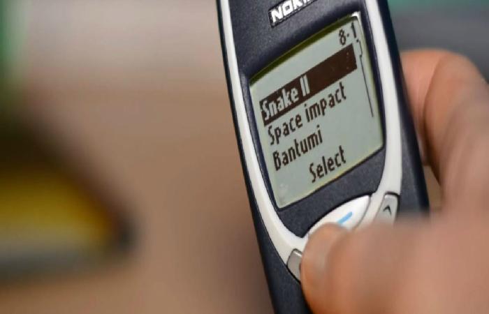 2017 model Nokia 3310-un təqdim ediləcəyi tarix, qiyməti və rəngləri!