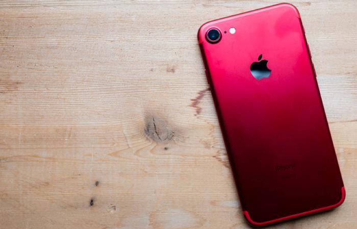 Qırmızı iPhone 7 nə qədər dayanıqlıdır?